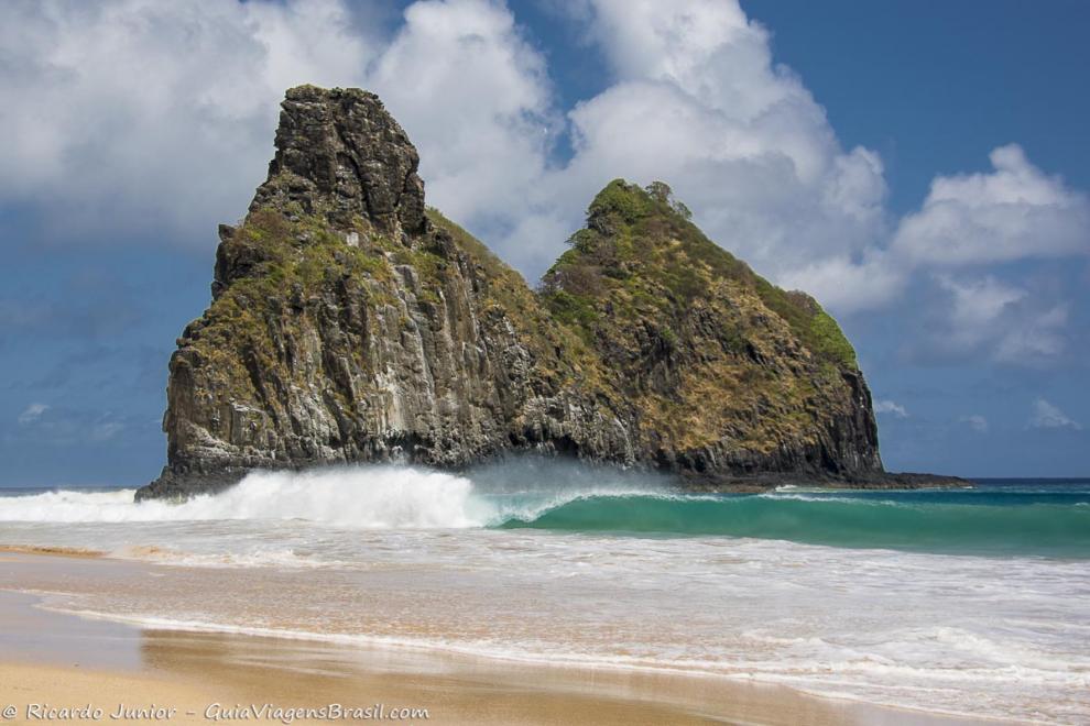 Imagem encantadora da Praia Cacimba do Padre.